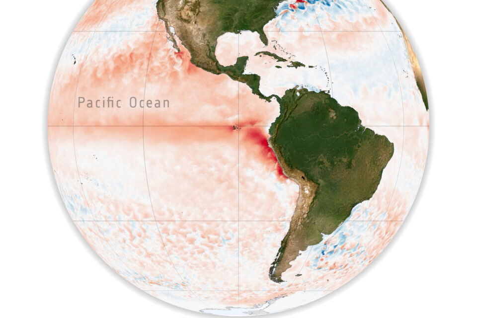 Mapa de satélite mostra anomalias de temperatura da superfície do Pacífico no início do El Niño de 2026